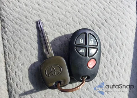 2012 Toyota Sienna Le V6 8 Passenger from USA, damaged, VIN 5TDKK3DC2CS260829